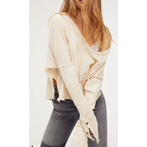 Free People Medium Catch The Light Tee Beige Cream Sleeve Detail button Thermal - Picture 2 of 13
